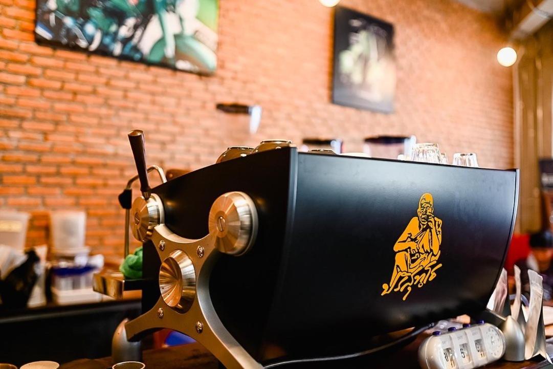 Labkoff Cafe And Hostel Kanchanaburi by Eksteriør bilde