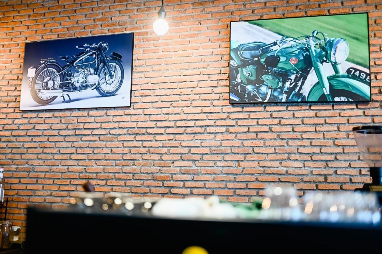 Labkoff Cafe And Hostel Kanchanaburi by Eksteriør bilde